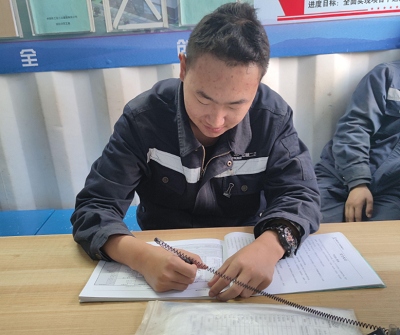 石家莊鐵路職業技工學校18級學生就業風采 就業信息 第3張 石家莊鐵路技校就業 石家莊鐵路職業技工學校18級學生就業風采 就業信息 第3張