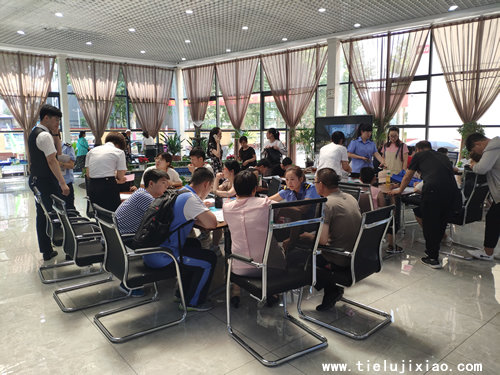 石家莊鐵路學校體重要求是多少 招生信息 石家莊鐵路學校招生要求 石家莊鐵路學校體重要求是多少 招生信息