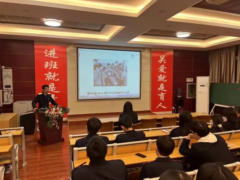 石家莊鐵路職業高級技工學校學生會 石家莊鐵路學校學生會全體會議 學校圖片 第1張